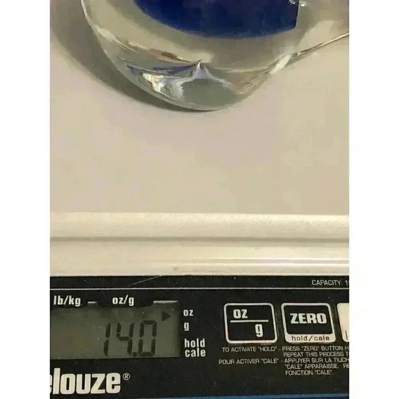 Art Glass Whale Paperweight Clear Cobalt Blue Inside Tail‎ Up for Good Luck - Picture 8 of 8